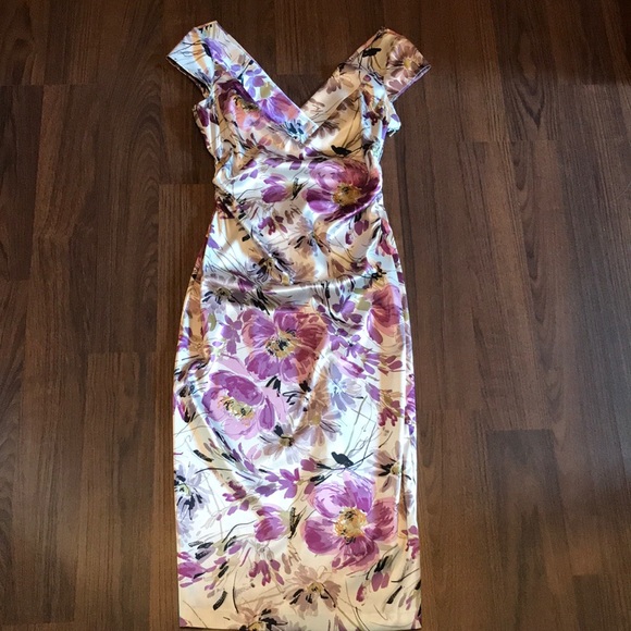 Maggy London Dresses & Skirts - Off white and purple dress size 2
